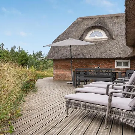 Ferienhaus Wunderschönes Haus In Mit Sauna Romo