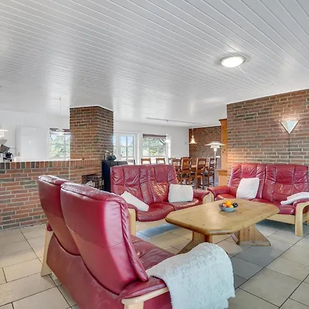Ferienhaus Wunderschönes Haus In Mit Sauna Romo