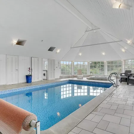 Stunning In Romo With Kitchen 度假居