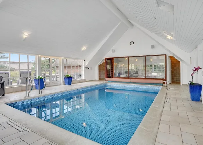 Дом отдыха Stunning In With Kitchen *