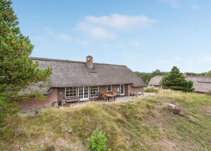 Stunning In With Kitchen * Romo